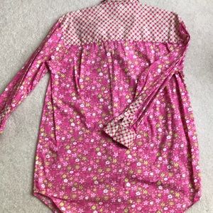 Lilly Pulitzer Tops - Vintage Lilly Pulitzer Button-Down Shirt Lilly Pulitzer Tops - Vintage Lilly Pulitzer Button-Down Shirt